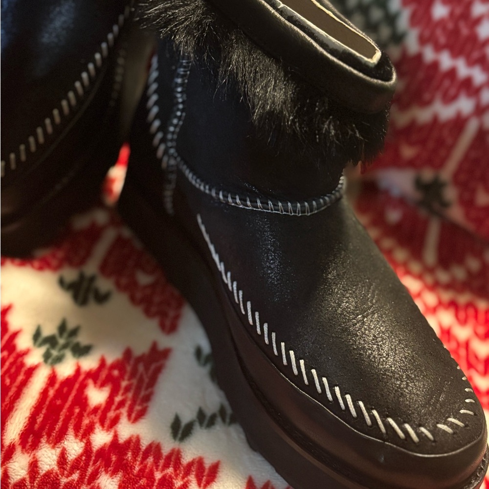 UGG Black Fur-Trimmed Winter Boots fluff punk